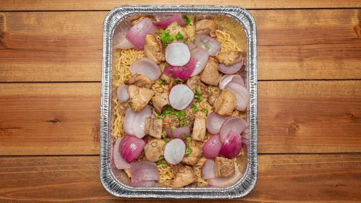 Chicken Garlic Noodles Tray menu item